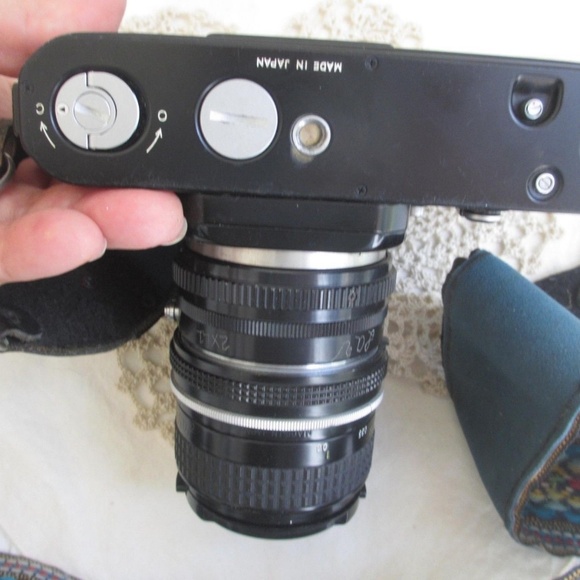 Nikon F2AS 35 mm SLR Film Camera w/28 mm Lens - Picture 3 of 10